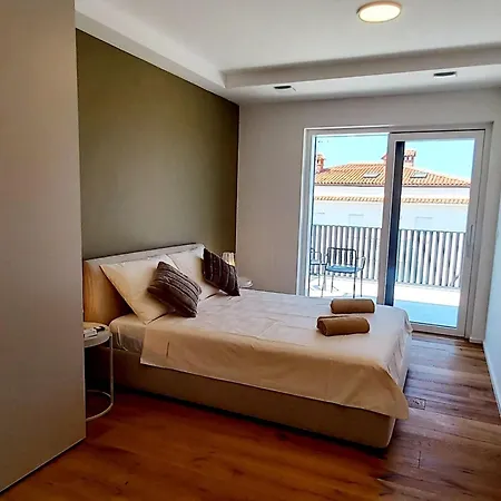 By Interhome
